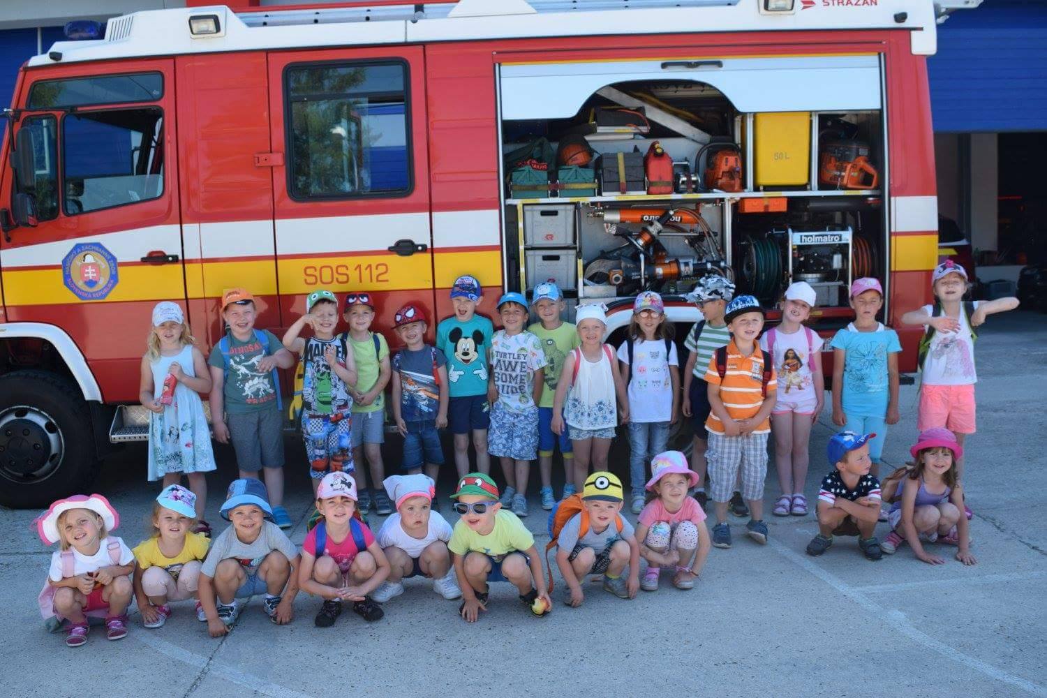 9 - Exkurzia škôlkarov na hasičskej stanici v Prievidzi
