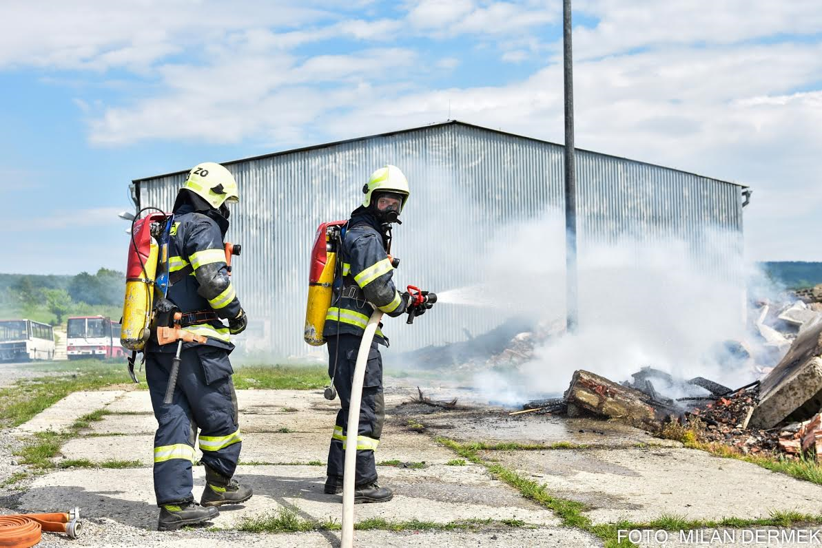 8 - Na cyklickej príprave vo VC HaZZ Lešť sa zúčastnili dobrovoľní hasiči z Trnavského kraja