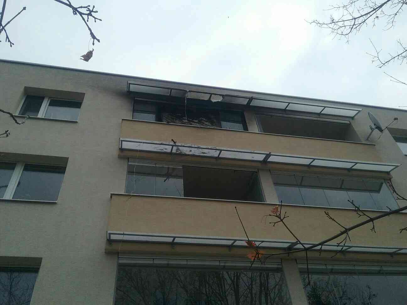 2 - Pri požiari bytu na Čajkovského ulici v Trnave sa zranila jedna osoba