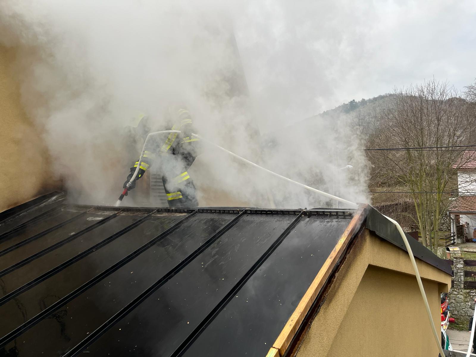 Požiar rodinného domu v obci Plavecký Mikláš