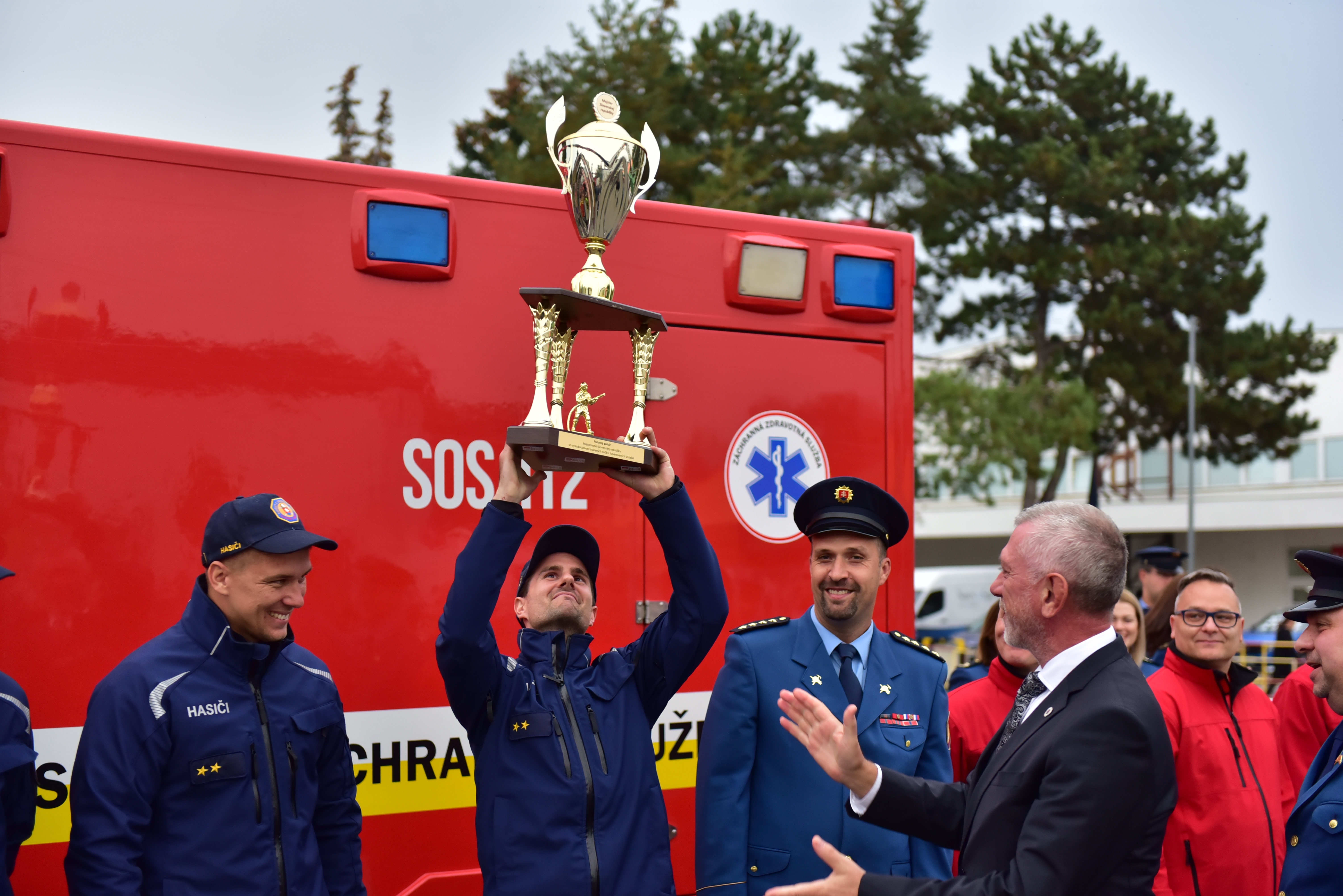 01 - Majstrami Slovenskej republiky sa stali hasiči z Nitry