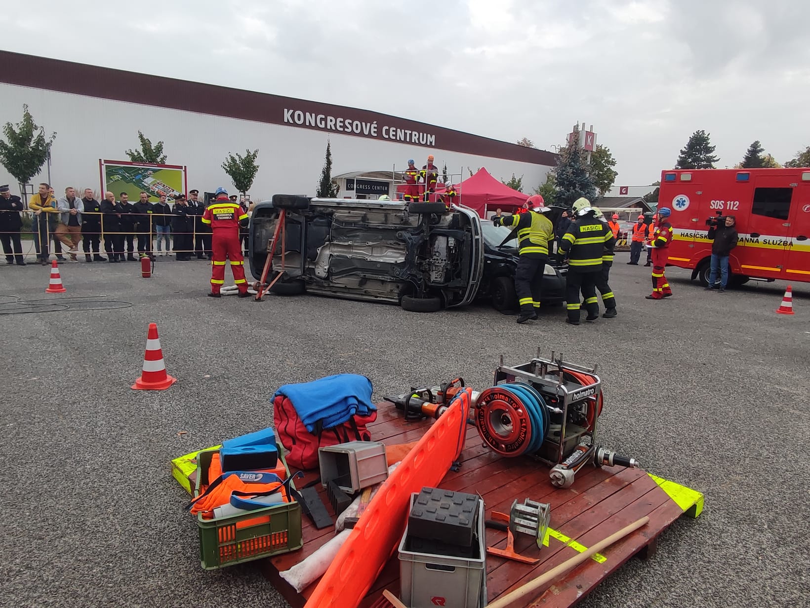 01 - Odštartoval XII. ročník MSR vo vyslobodzovaní zranených osôb z havarovaných vozidiel 