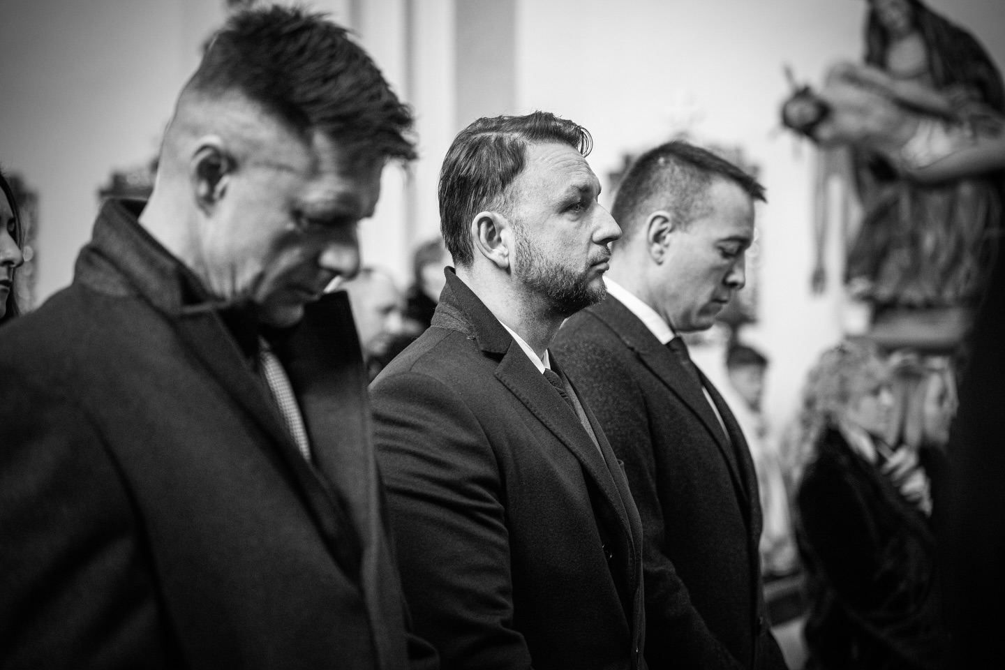 Viceprezident PZ Rastislav Polakovič, minister vnútra Matúš Šutaj Eštok a minister školstva Tomáš Drucker na pietnej spomienke