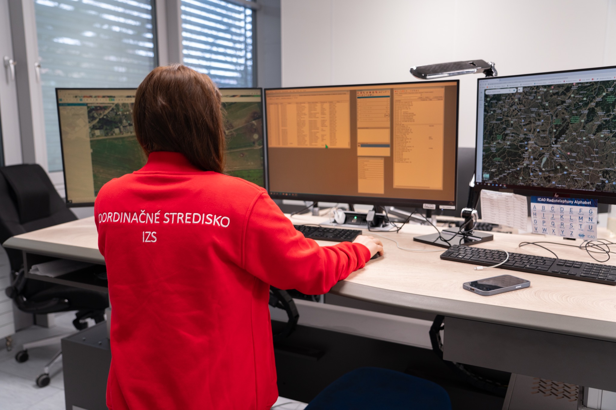 Operátorka koordinačného strediska 112 Operátorka koordinačného strediska 112