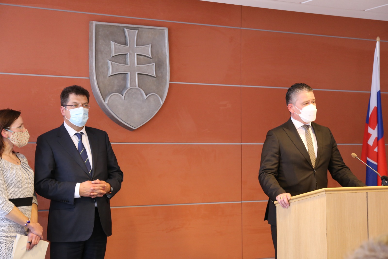 Tlačová konferencia ministra Romana Mikulca a eurokomisára Janeza Lenarčiča