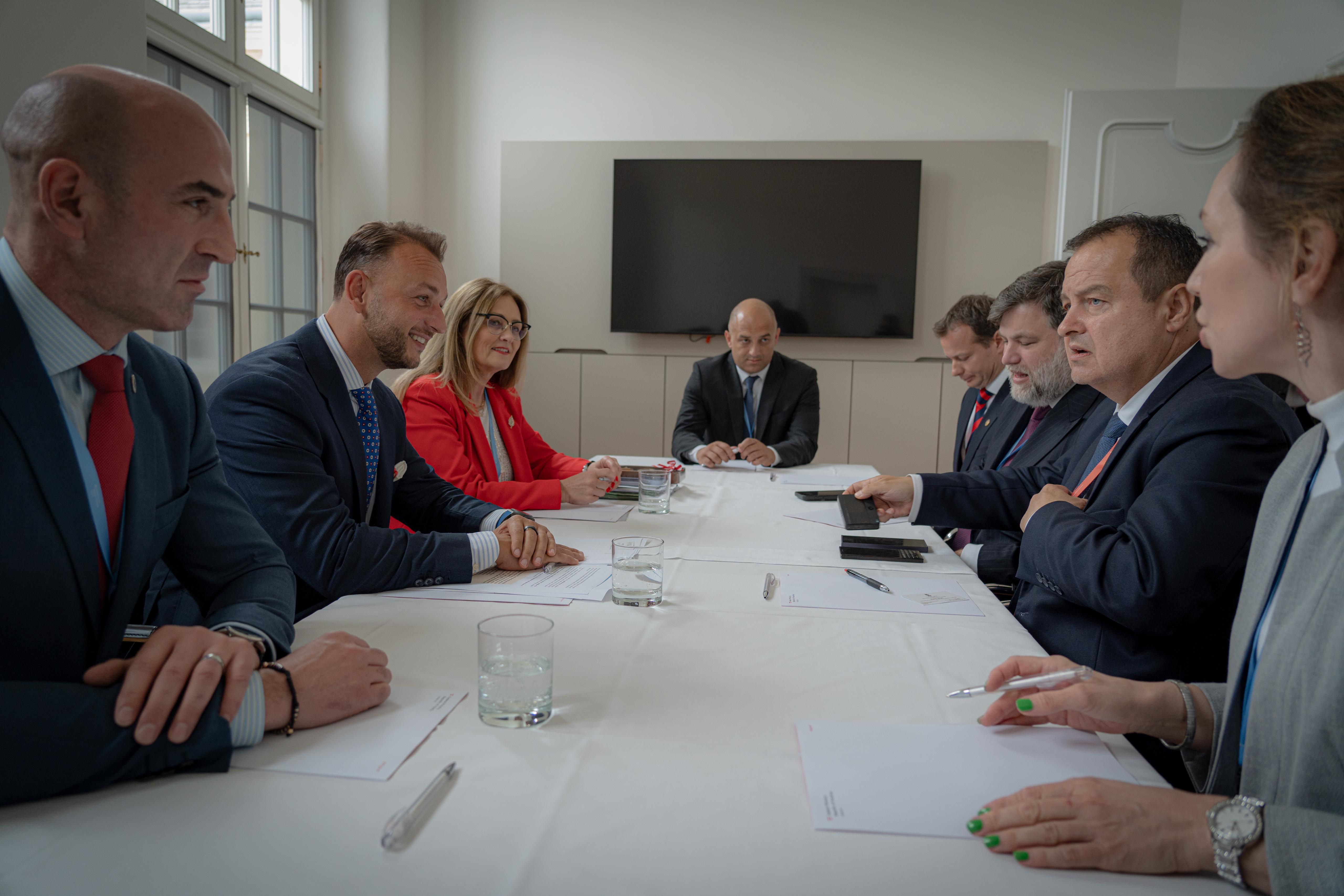 Bilaterálne rokovanie so srbskou delegáciou