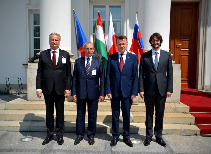 Ministri V4 na rokovaní vo Varšave