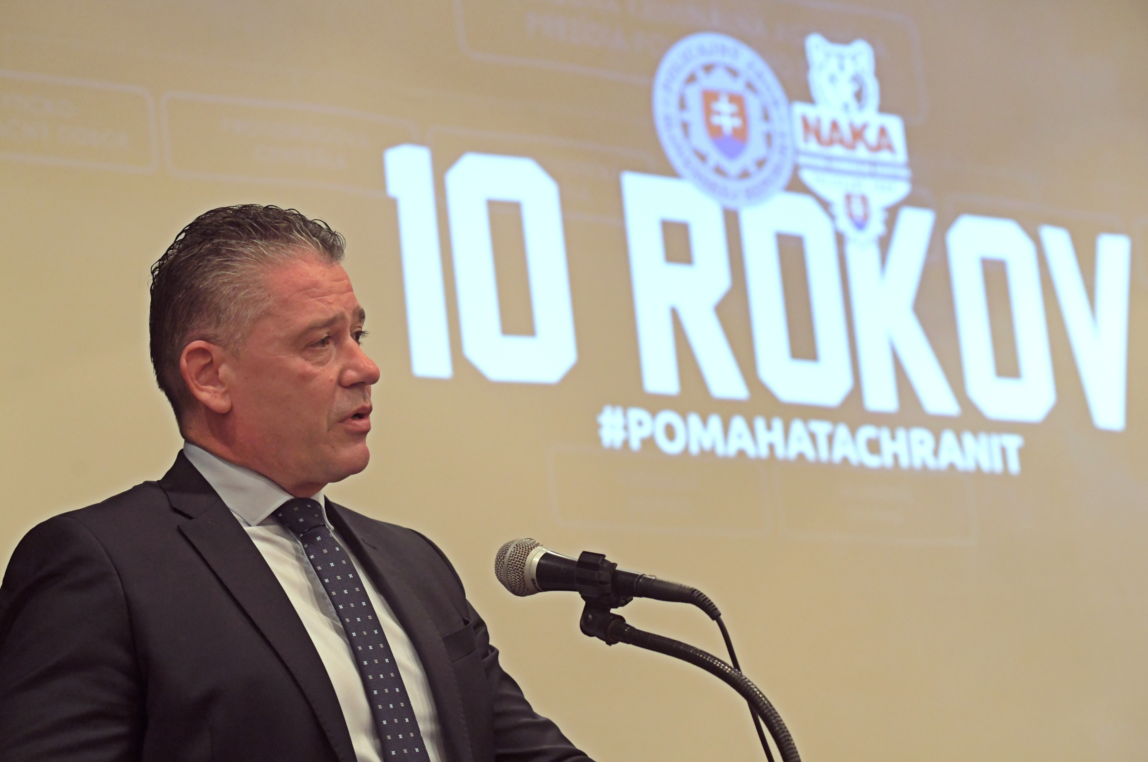 Minister vnútra Roman Mikulec ocenenie NAKA